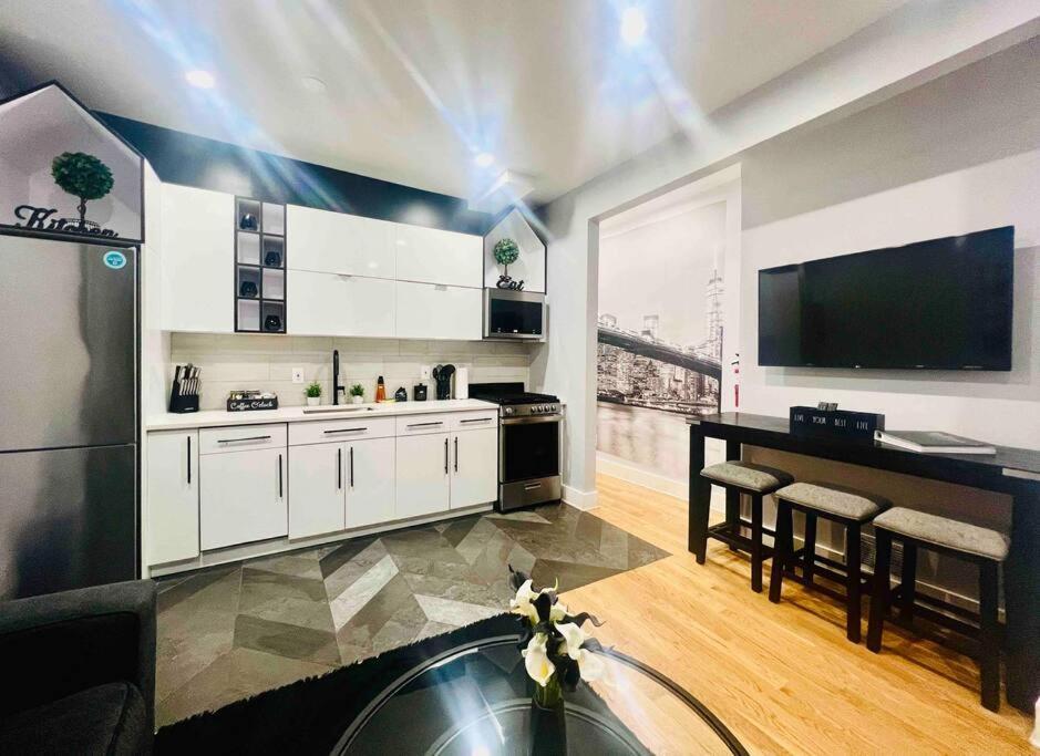 2 Bedroom Apartment, Close To Nyc & Downtown Jc! Jersey City Exterior foto